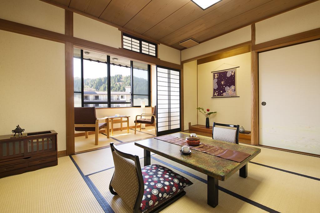 Kotobukiso Hotel Shin'onsen Exterior photo